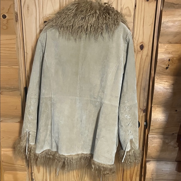 Vintage Fabio Genuine Leather Luxurious Shearling Leather Jacket in Tan - Picture 9 of 12